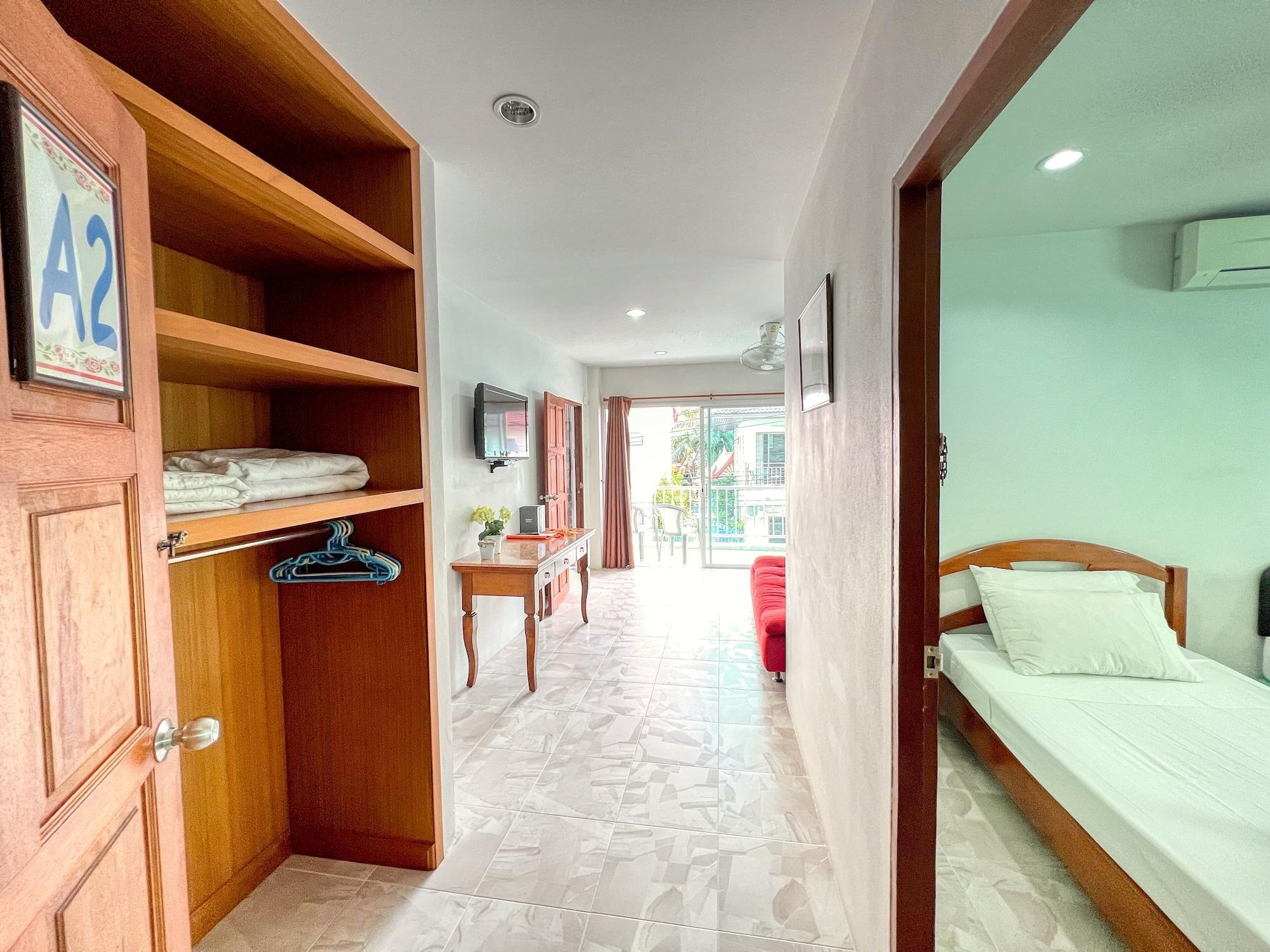 赛鲁艮公寓 Patong 外观 照片