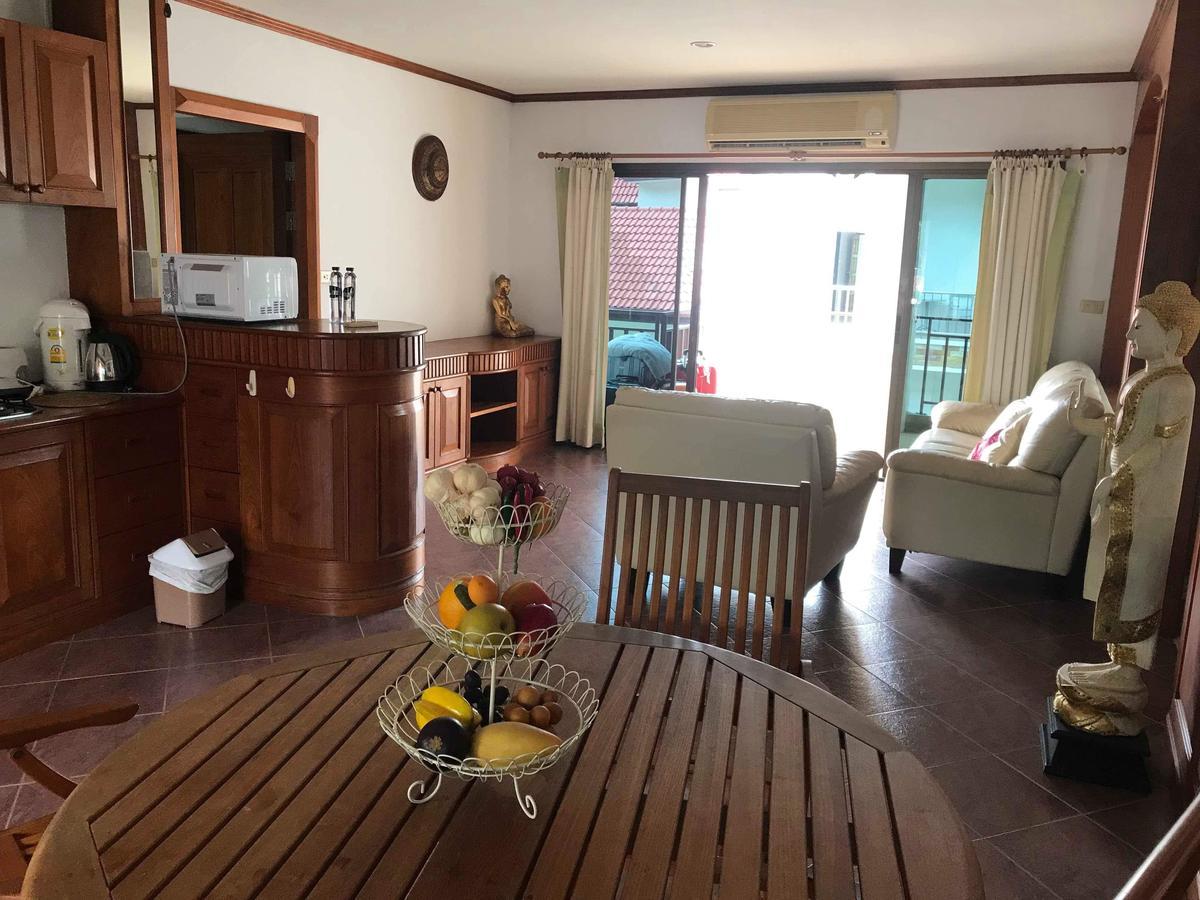 赛鲁艮公寓 Patong 外观 照片